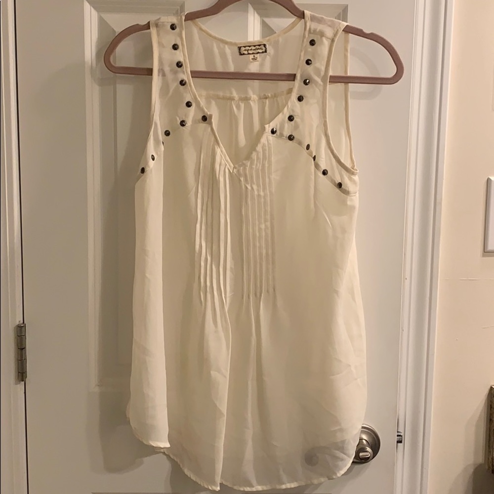 Super cute sleeveless top!💗